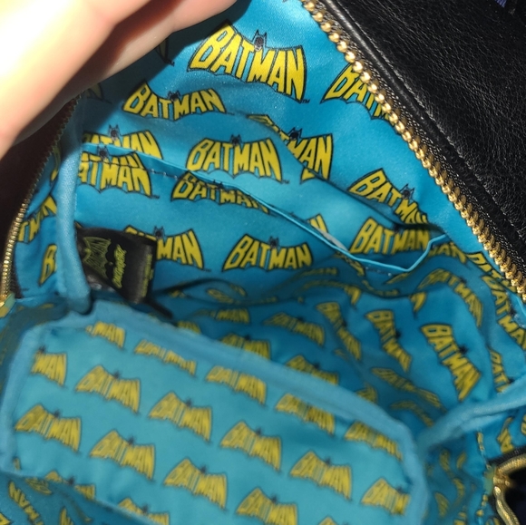 Batman mini packpack - Picture 3 of 4